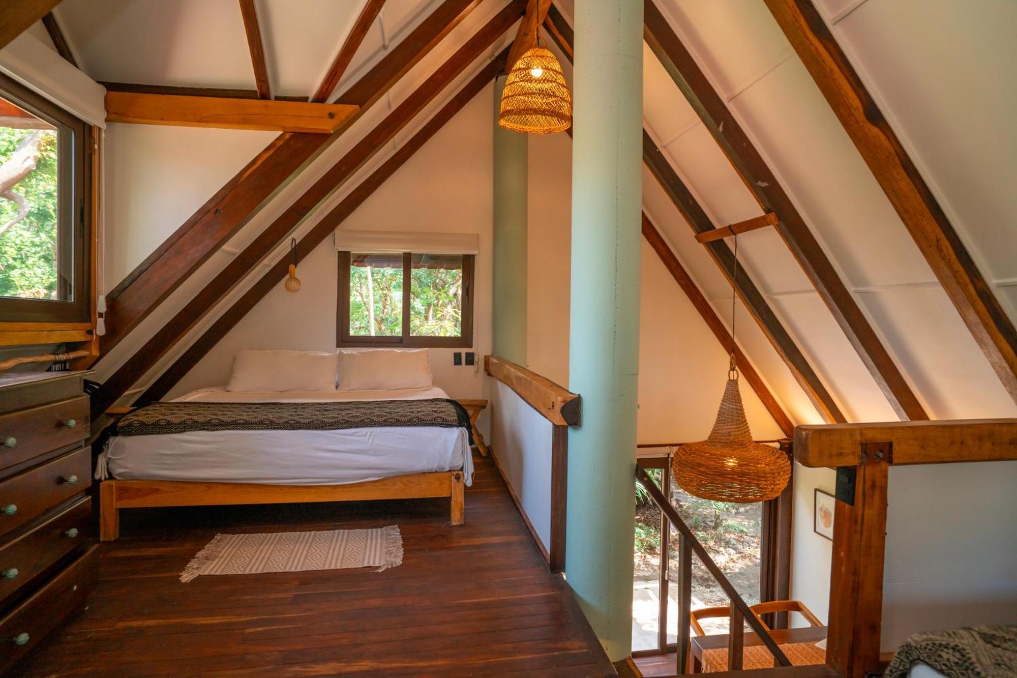 Cabana Chechen, Wooden Chalet In Tropical Garden Isla Mujeres Bagian luar foto